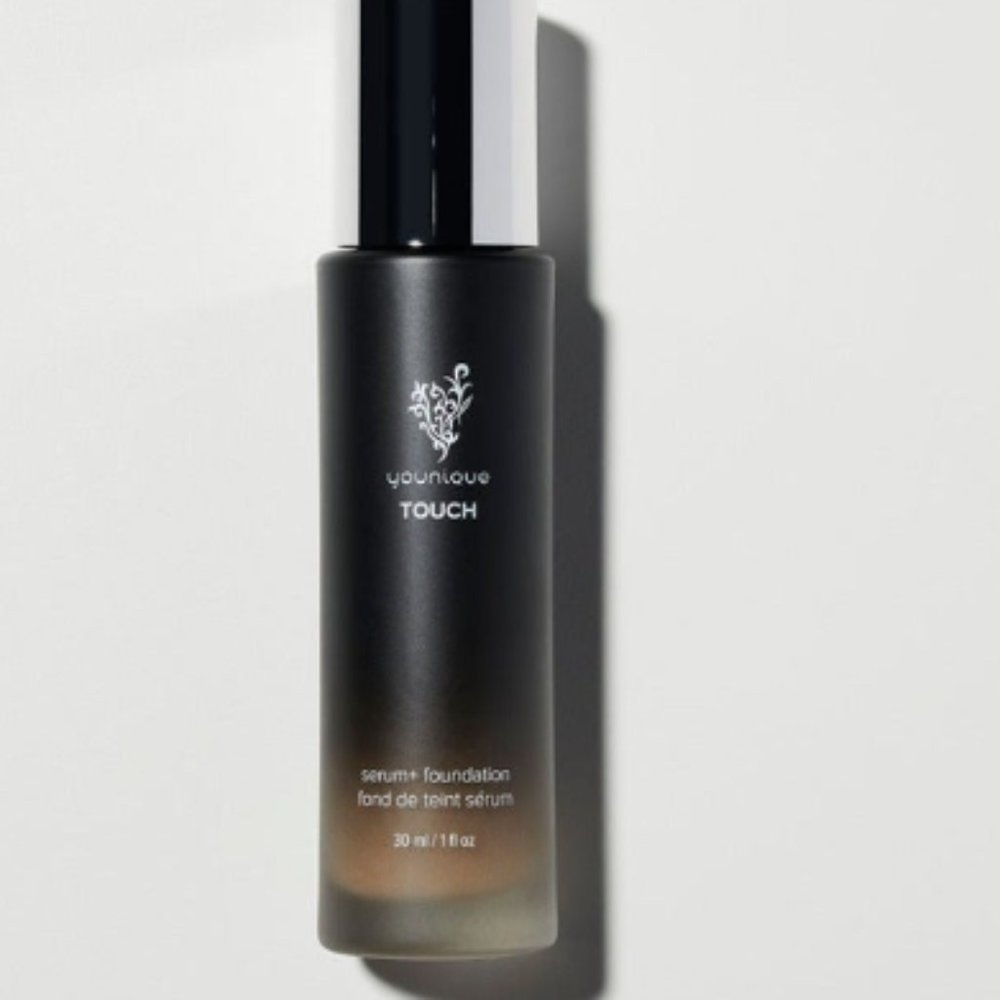 NEW FRESH Serum & Foundation, Younique Touch - EYELET
